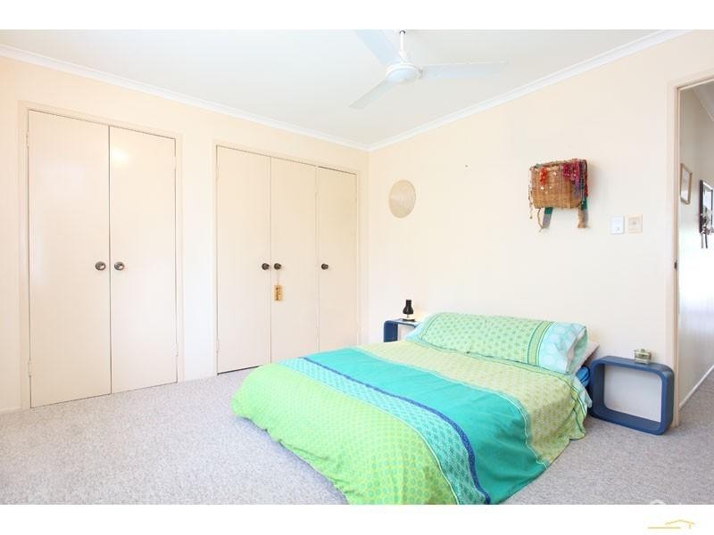 32 Whites Road, Manly QLD 4179