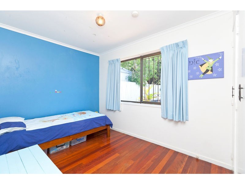 16 Glenpatrick Street, Manly West QLD 4179