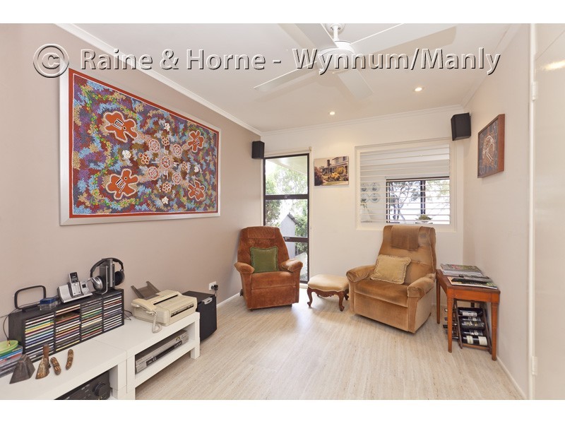 659 Esplanade, Lota QLD 4179