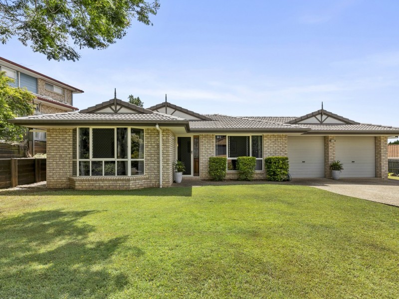 8 SUMMIT STREET, Belmont QLD 4153