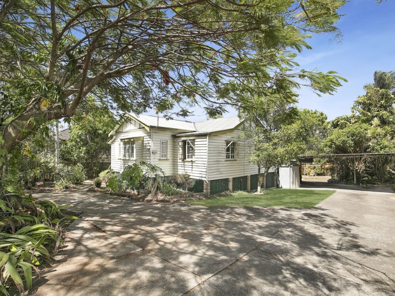 2265 WYNNUM ROAD, Wynnum QLD 4178
