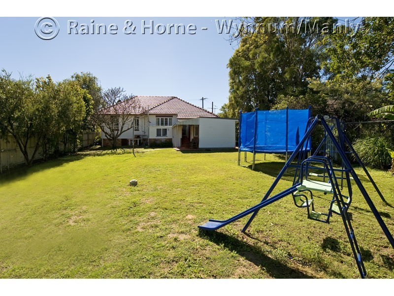 6 Roseberry Parade, Wynnum QLD 4178