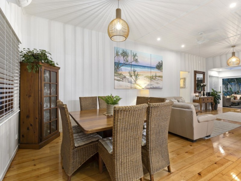 30 IRENE STREET, Wynnum QLD 4178