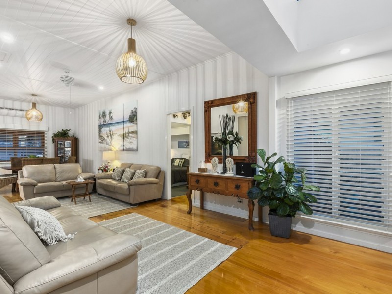 30 IRENE STREET, Wynnum QLD 4178