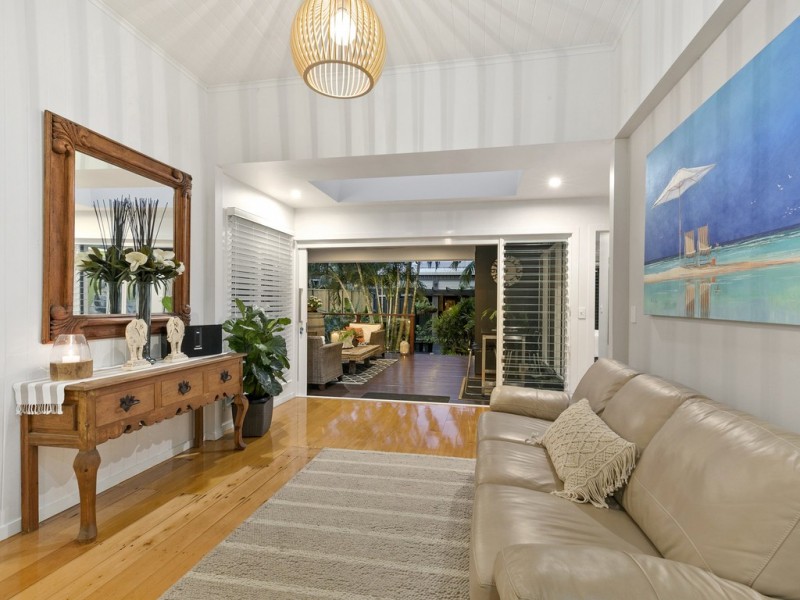 30 IRENE STREET, Wynnum QLD 4178