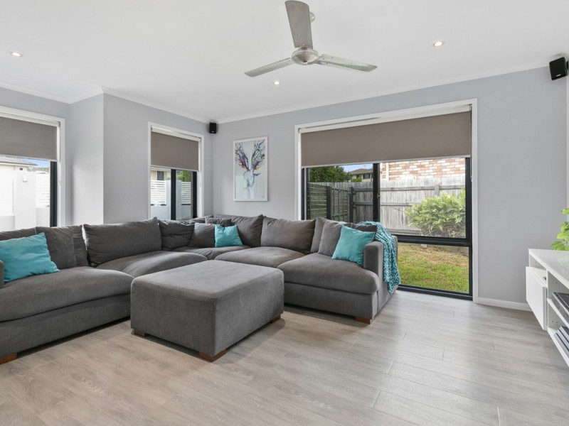 82 EBONY CRESCENT, Redland Bay QLD 4165
