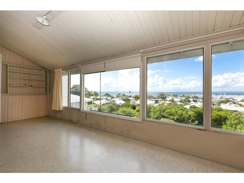 146 Carlton Terrace, Manly QLD 4179