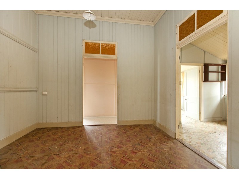 146 Carlton Terrace, Manly QLD 4179