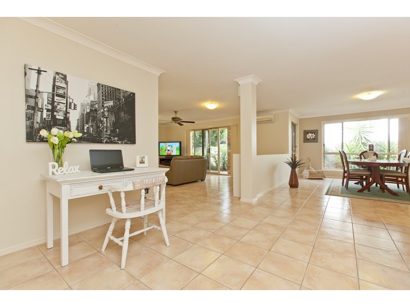 143 Petersen Street, Wynnum QLD 4178