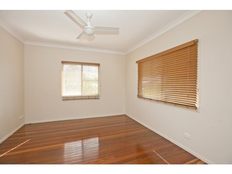 55 Melbourne Street, Camp Hill QLD 4152