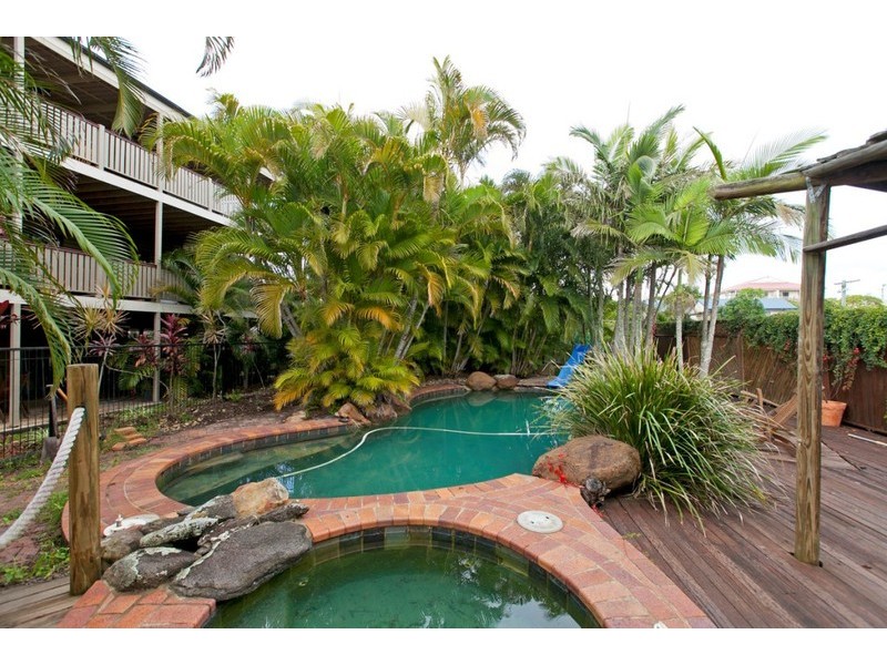 35 Arnold Street, Manly QLD 4179