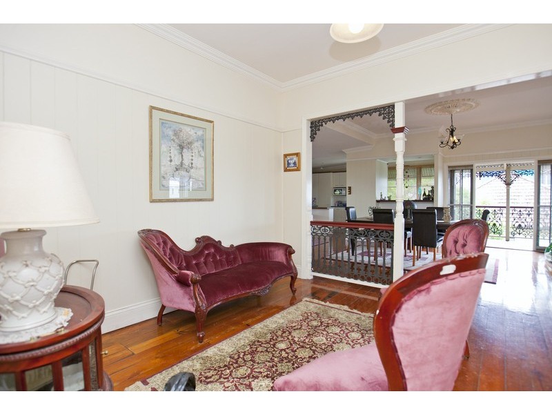 35 Arnold Street, Manly QLD 4179