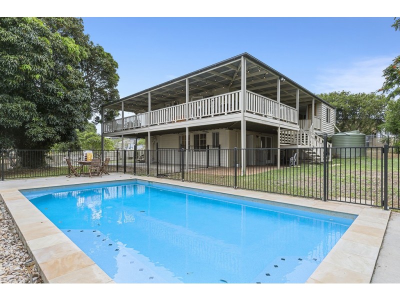 76 BLACKWOOD ROAD, Manly West QLD 4179