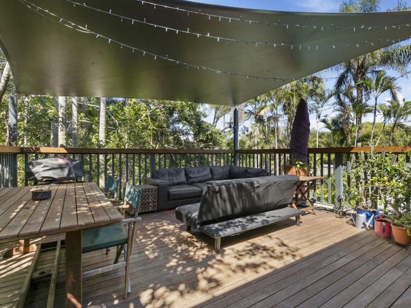 17 KENMAR STREET, Wynnum West QLD 4178