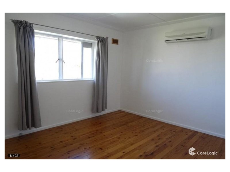 31 RAEBURN STREET, Manly QLD 4179