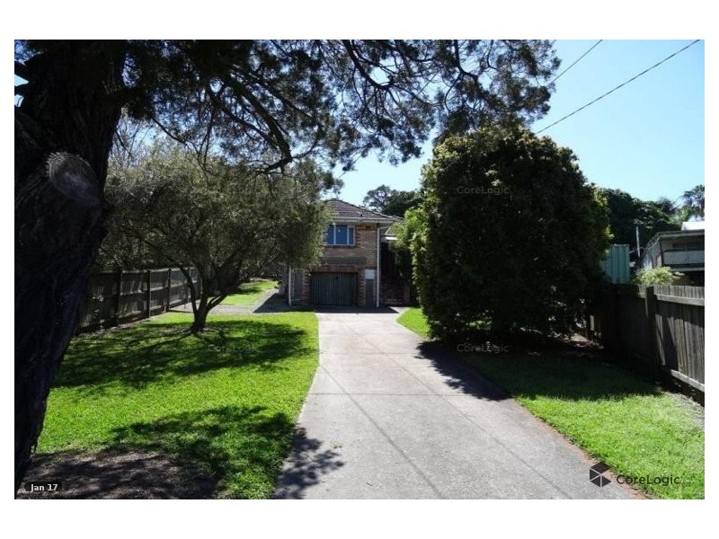 31 RAEBURN STREET, Manly QLD 4179