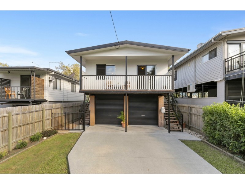 17 MARIGOLD STREET, Hemmant QLD 4174