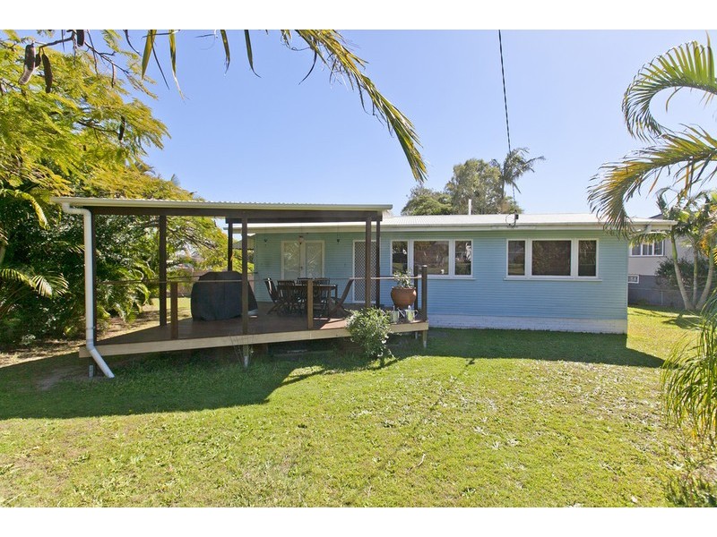 16 CLAYMEADE STREET, Wynnum QLD 4178