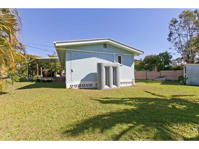 16 CLAYMEADE STREET, Wynnum QLD 4178
