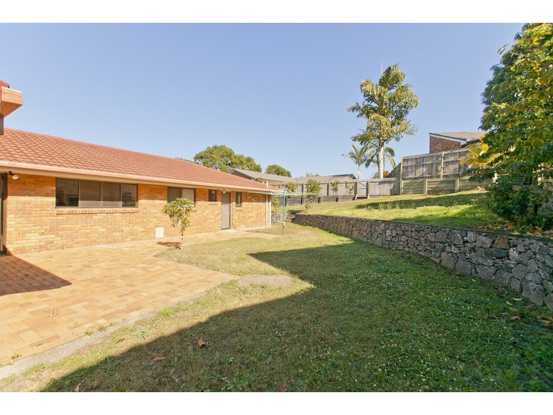 6 Ravenswood Court, Carindale QLD 4152