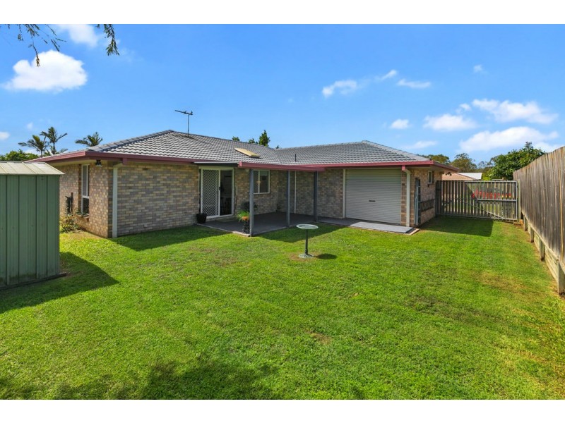 6 Schooner Circuit, Manly West QLD 4179