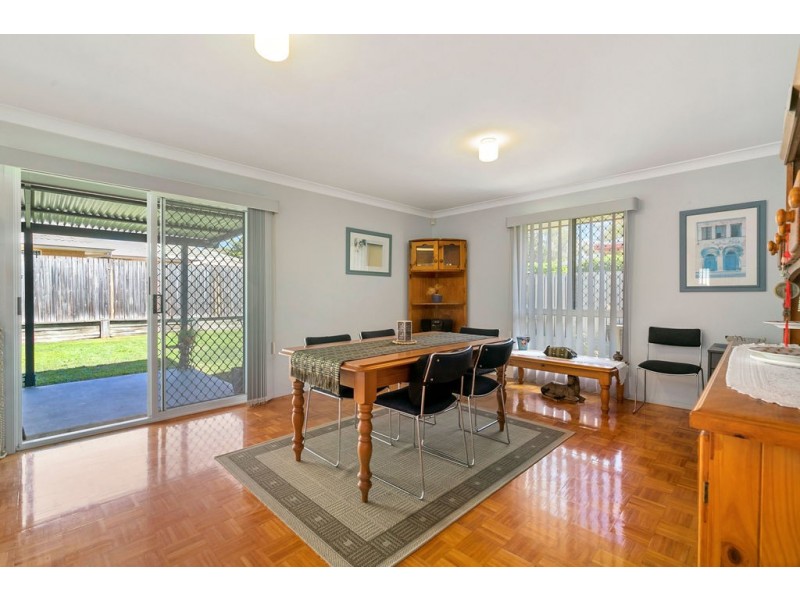 6 Schooner Circuit, Manly West QLD 4179