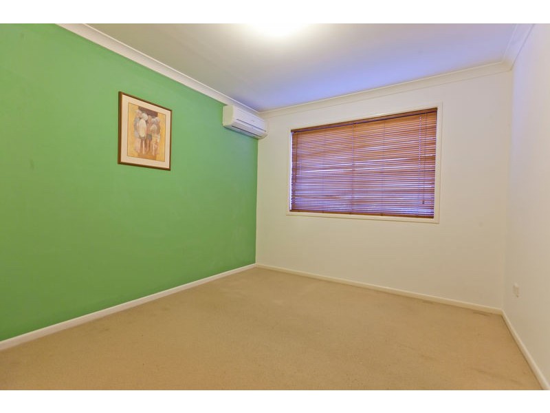 2 Macdonald Street, Lota QLD 4179