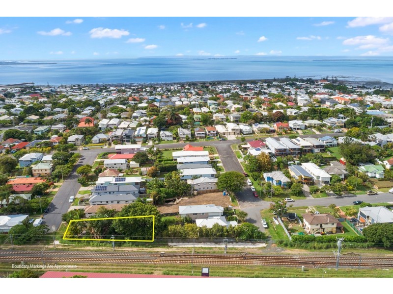 20 MANIN STREET, Wynnum QLD 4178