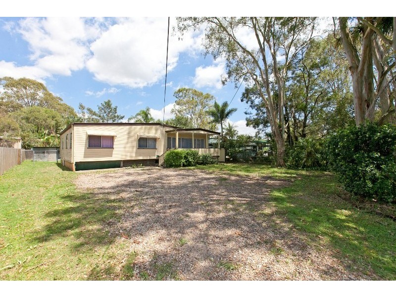 241 Kianawah Road, Wynnum West QLD 4178