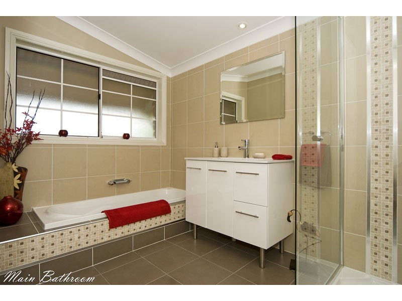 129 Strattan Terrace, Manly QLD 4179