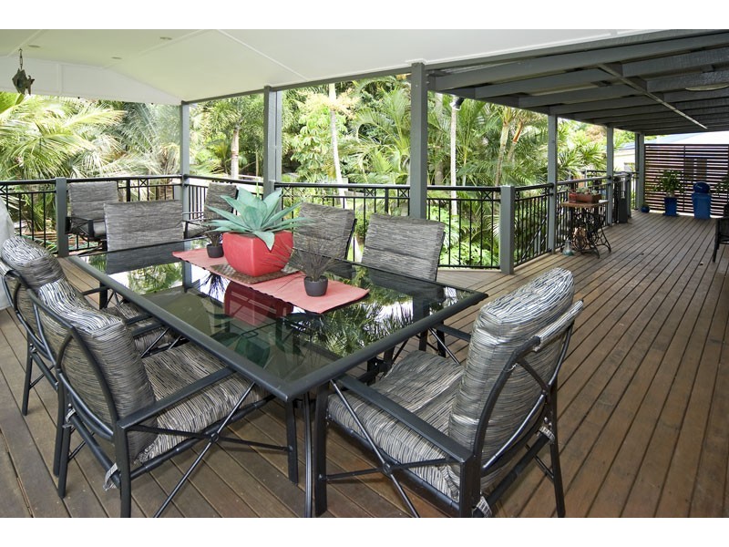 129 Strattan Terrace, Manly QLD 4179