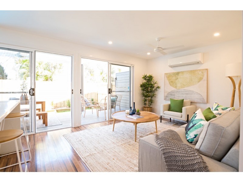 8/31 ROSEDENE STREET, Manly West QLD 4179