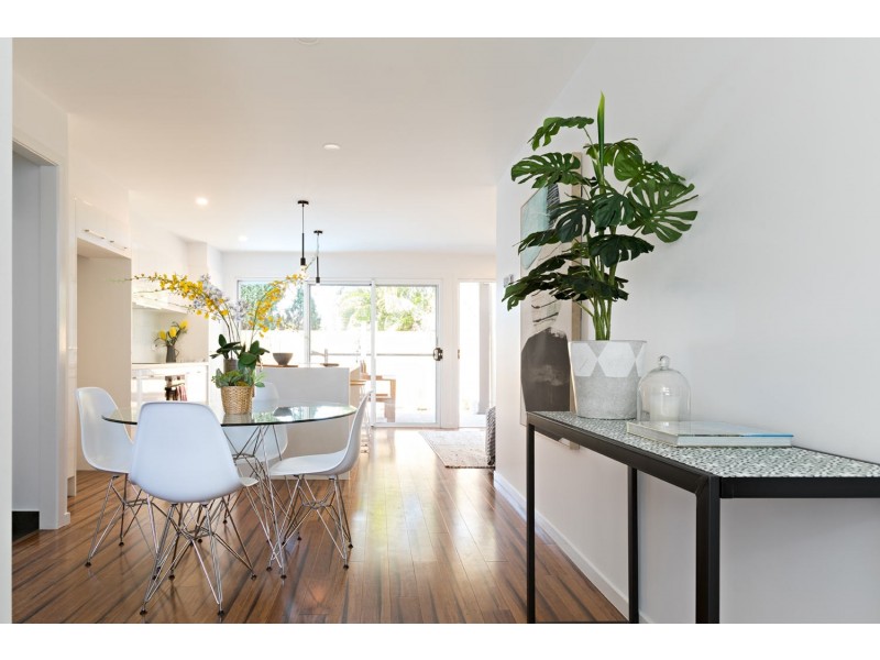 8/31 ROSEDENE STREET, Manly West QLD 4179