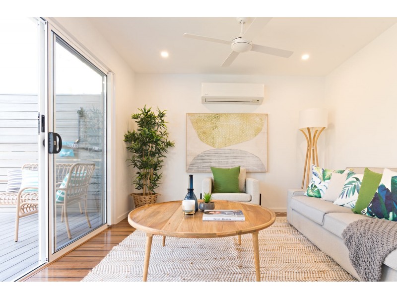 8/31 ROSEDENE STREET, Manly West QLD 4179