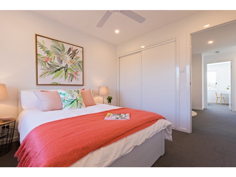 8/31 ROSEDENE STREET, Manly West QLD 4179