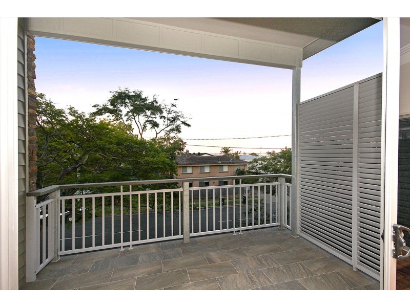 153 KINGSLEY TERRACE, Manly QLD 4179