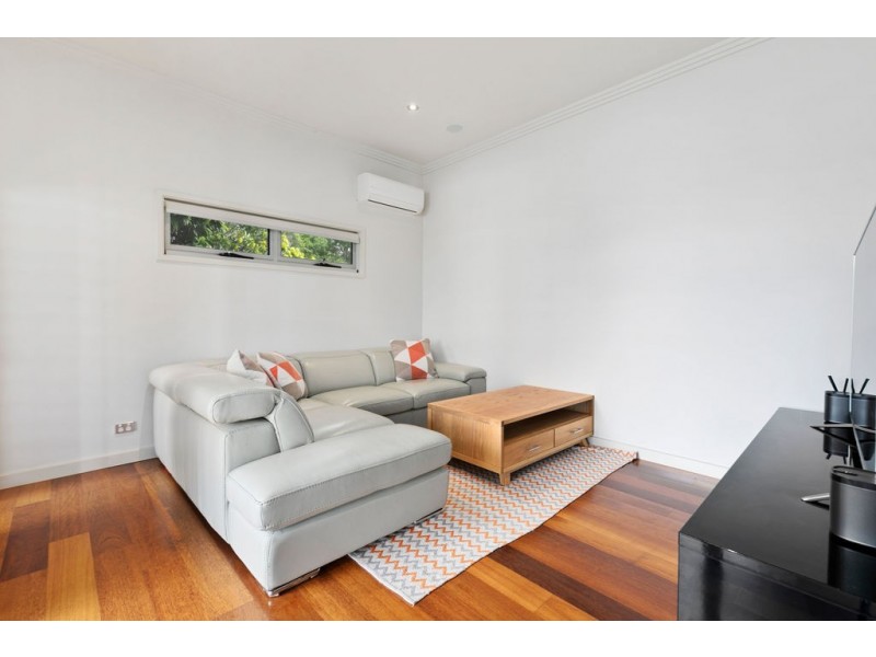 153 KINGSLEY TERRACE, Manly QLD 4179