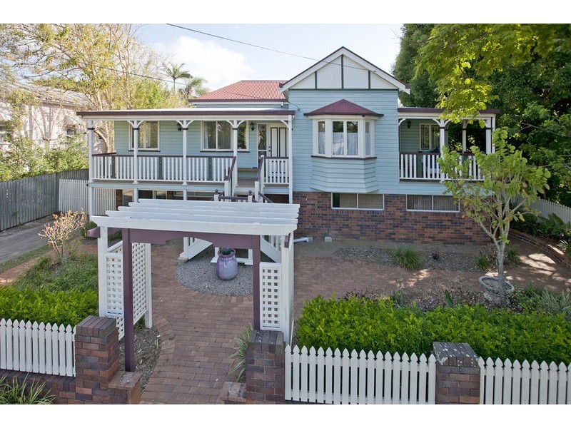 15 Carlton Terrace, Wynnum QLD 4178