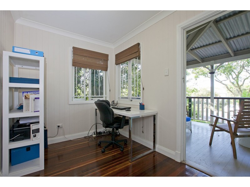 15 Carlton Terrace, Wynnum QLD 4178