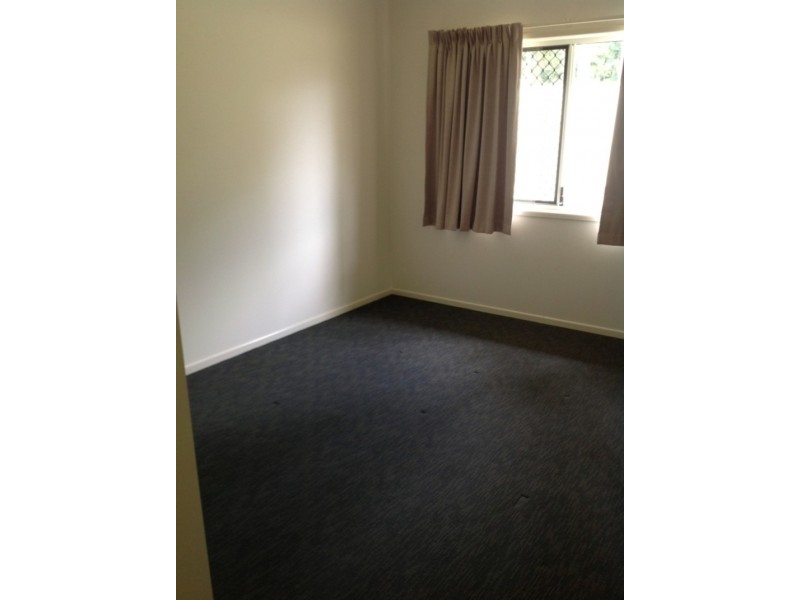 1/2 Czarnecki Street, Camira QLD 4300