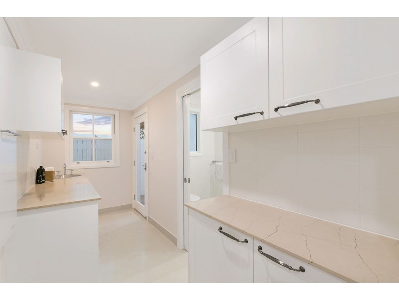 12 TINGAL ROAD, Wynnum QLD 4178