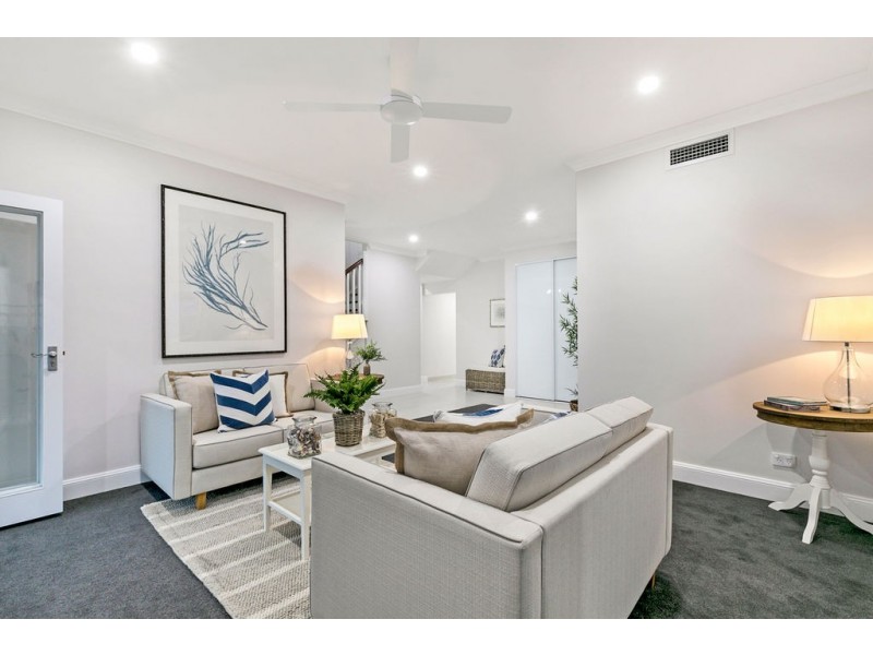 12 TINGAL ROAD, Wynnum QLD 4178