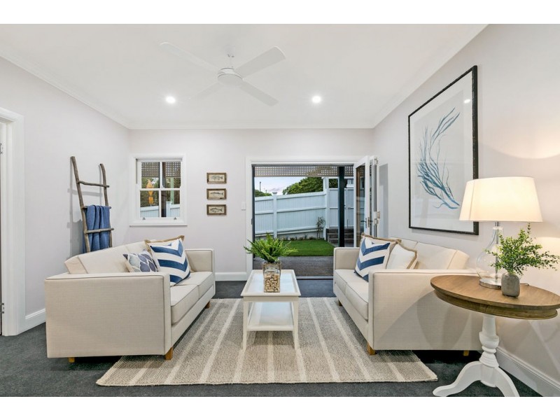 12 TINGAL ROAD, Wynnum QLD 4178