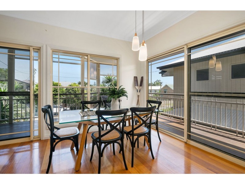 16 CEDAR STREET, Wynnum QLD 4178