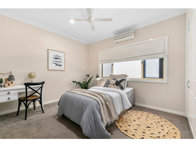 16 CEDAR STREET, Wynnum QLD 4178