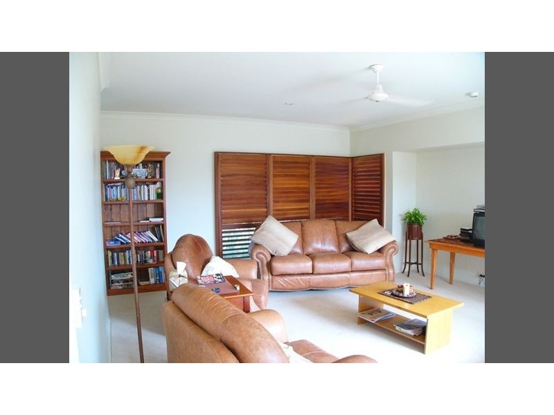 72 Mossvale Drive, Wakerley QLD 4154