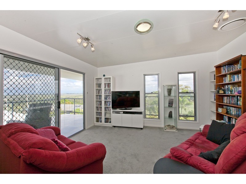 16 Ringara Street, Manly West QLD 4179