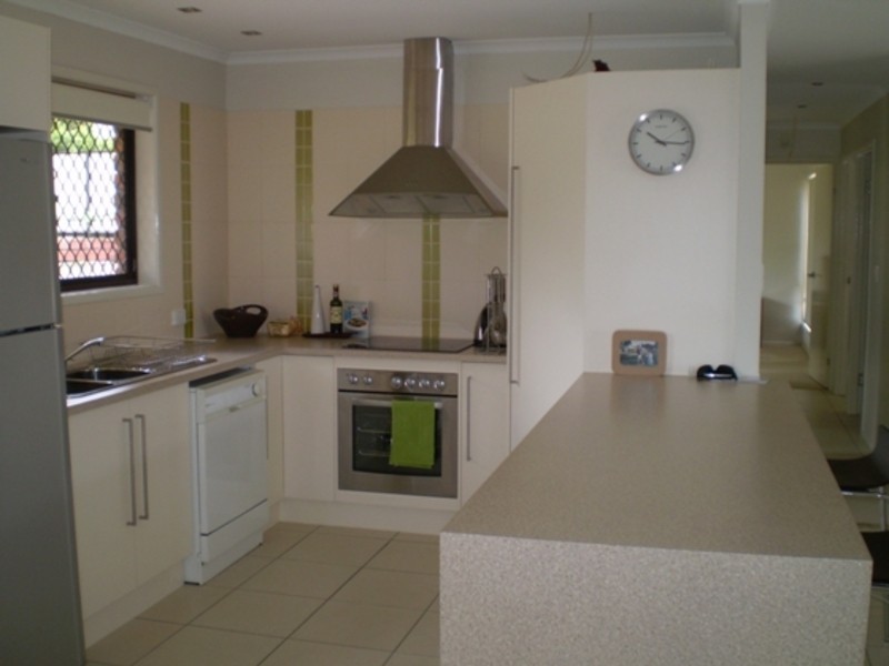 6 Osanna Street, Daisy Hill QLD 4127