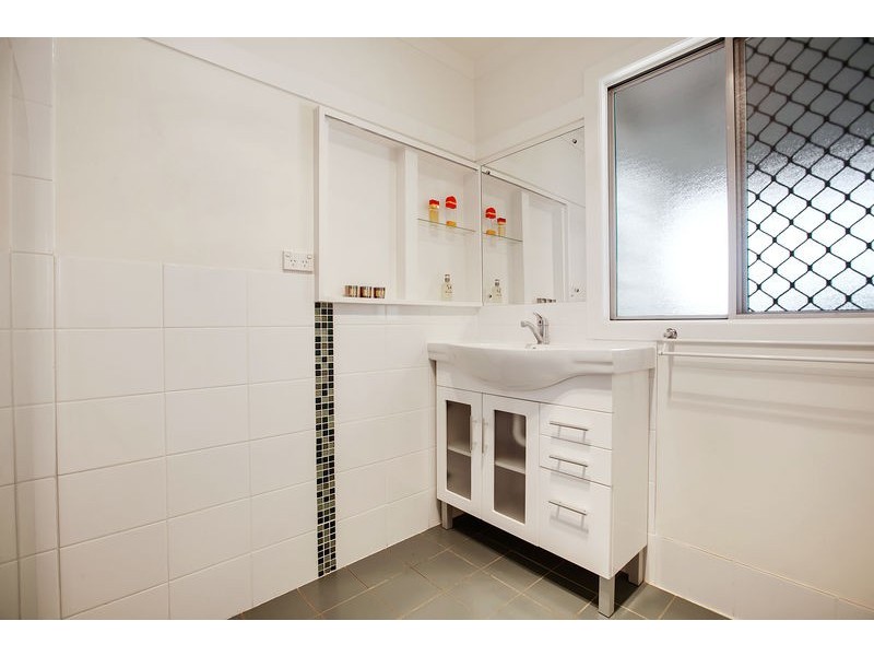 289 Preston Road, Wynnum West QLD 4178