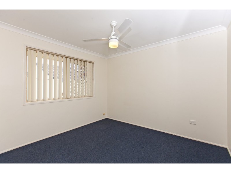 16 Webber Place, Wynnum West QLD 4178